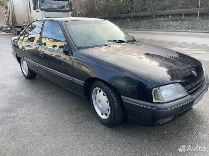 Opel Omega 2.0 МТ, 1989, 100 000 км
