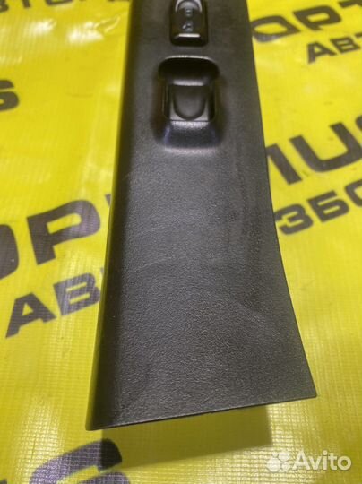 Правая кнопка стеклоподъемника Opel Frontera B