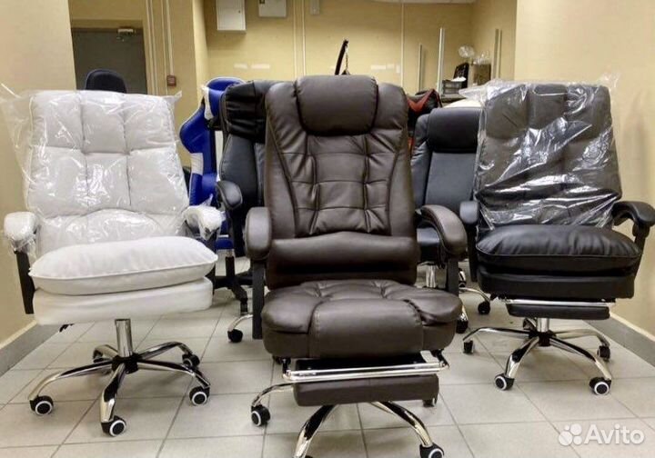 Офисное кресло
