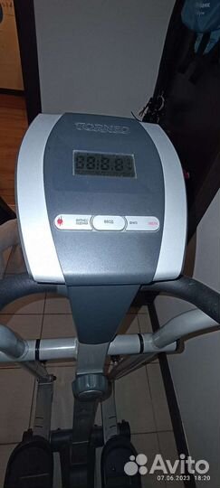 Эллиптический тренажер torneo