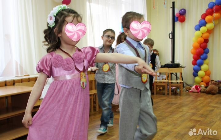 Нарядное платье на девочку