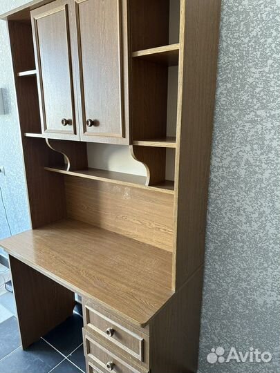 Школьный уголок бу