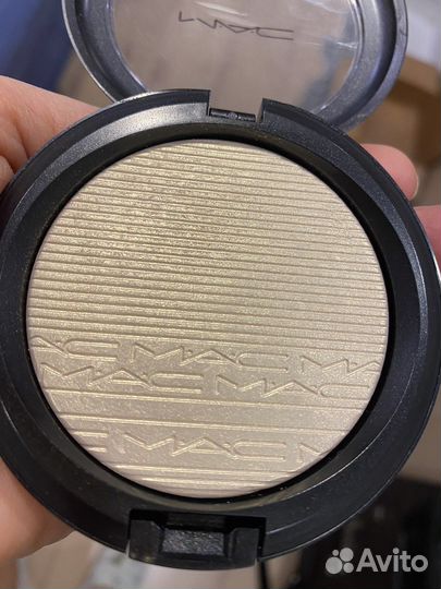 Пудра с эффектом сияния MAC