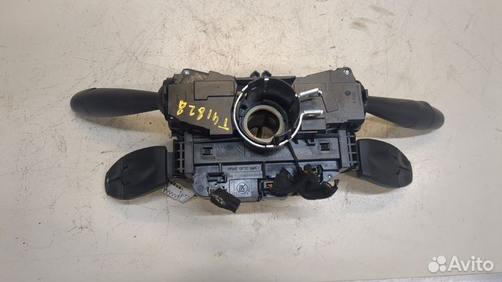 Переключатель поворотов и дворников Peugeot 3008, 2010