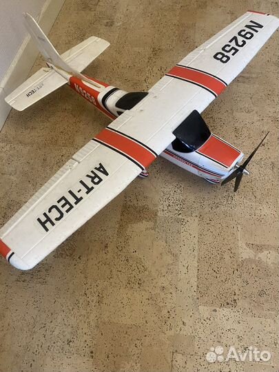 Модель самолета art tech n9258