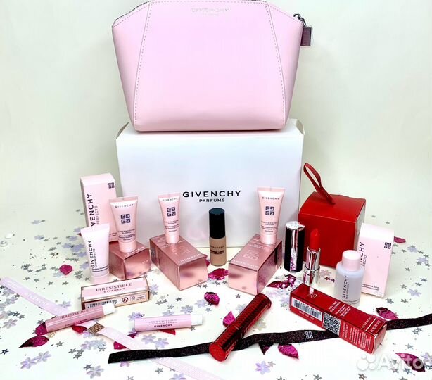 Подарочные наборы Givenchy