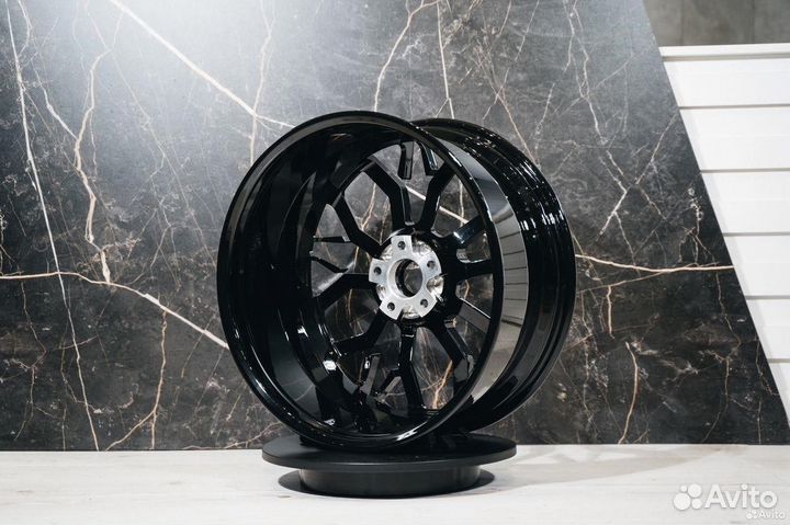 Кованные диски R20 BMW i8