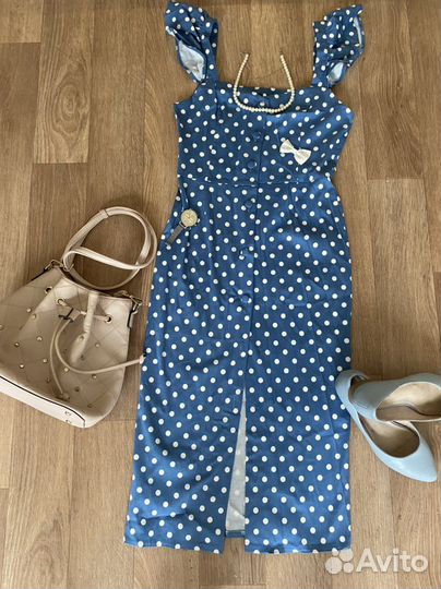 Пакет отличной фирменной одежды