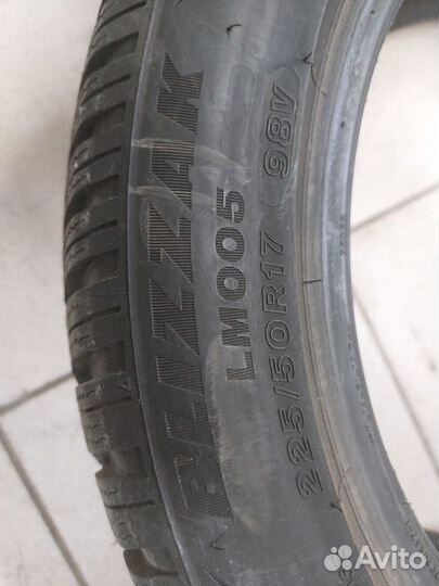 Bridgestone Blizzak LM-005 225/50 R17