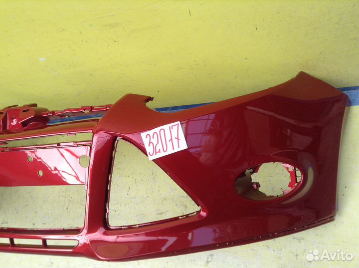 Ford Focus 3 Бампер передний цвет красный 9SSE