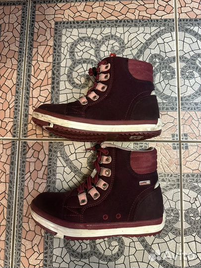 Ботинки для девочки reima watter