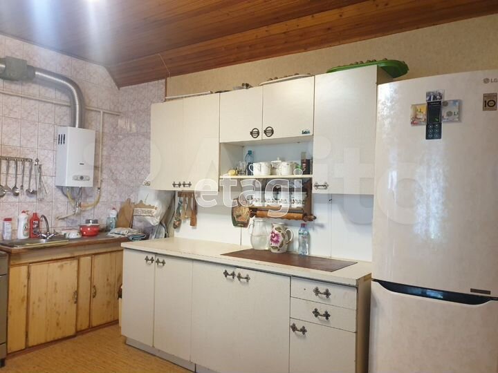 Дом 183,7 м² на участке 3 сот.