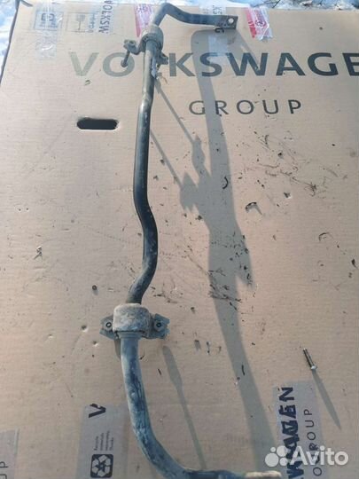 Передний стабилизатор VW Passat CC, B6