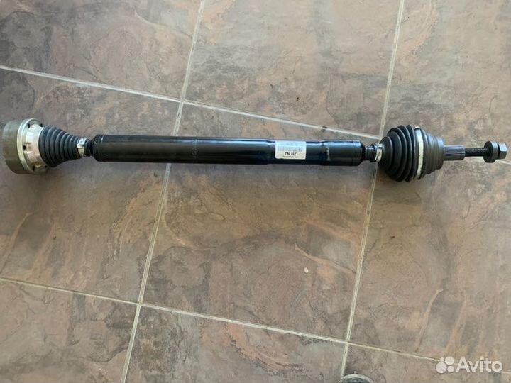 Передний привод в сборе правый Skoda Octavia