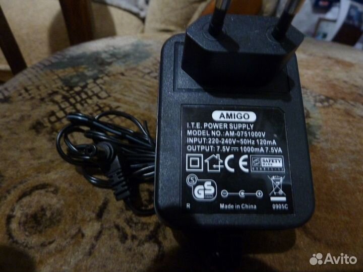 Блоки питания 7,5-9-12 V, разные