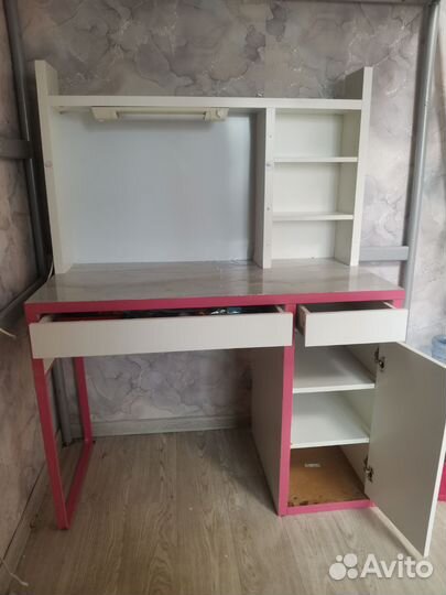 Письменный стол IKEA mikke