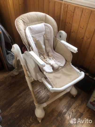 Кресло для кормления Capella со столиком