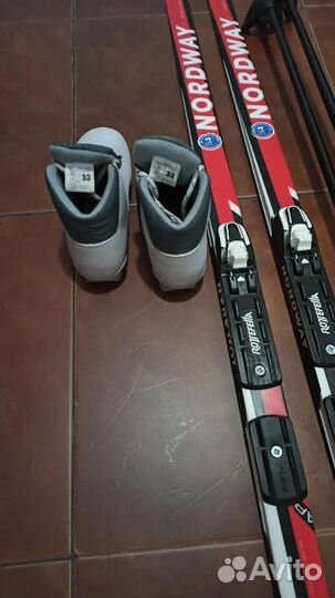 Лыжи беговые в отличном состоянии