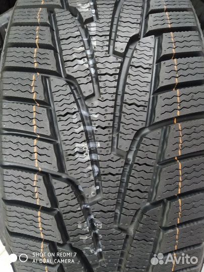 Kumho I'Zen KW31 235/55 R17