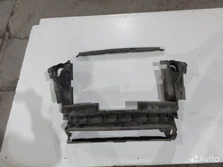 Кожух радиатора Mercedes-Benz Ml W164 113.964.30