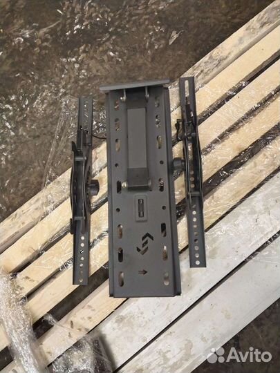 Держатель для телевизора