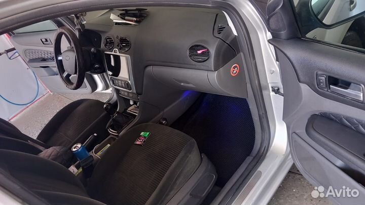 Дверь на форд