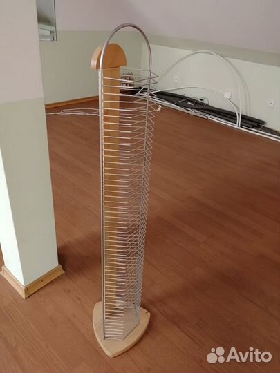 Подставка для дисков