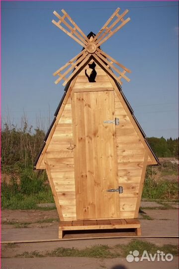 Дачный туалет деревянный