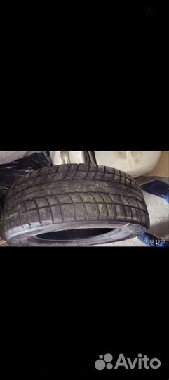 Triangle TR246 235/65 R17