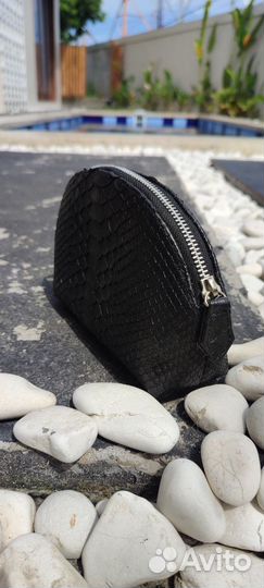 Косметичка из кожи петона