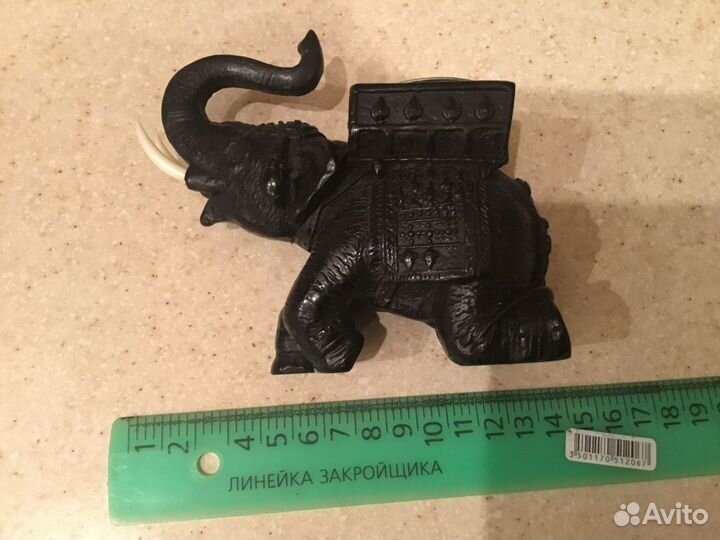 Статуэтка подсвечник слон