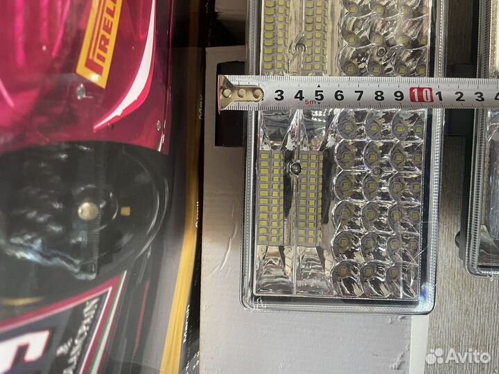 Светодиодные фары с дальний ближний 252W цена 2шт