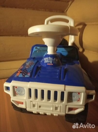 Машинка толокар Сочи 2014