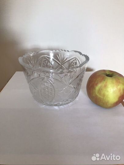 Продам набор хрустальной посуды