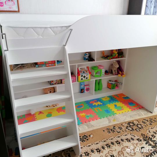 Кровать чердак