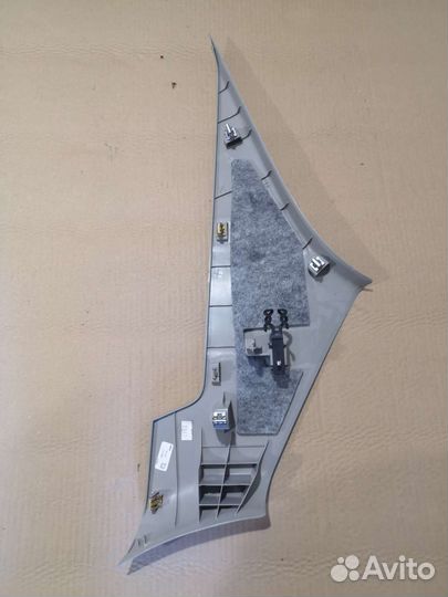 Молдинг багажного отсека