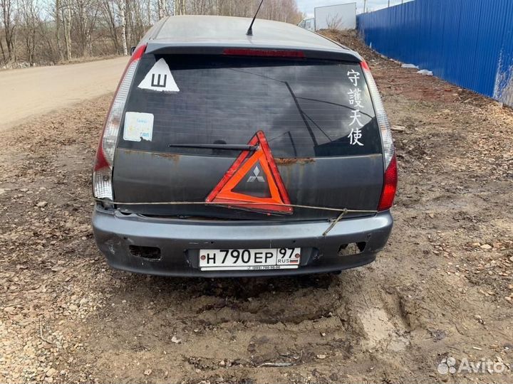 В разборе Mitsubishi Lancer 9