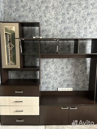 Стенка в гостиную