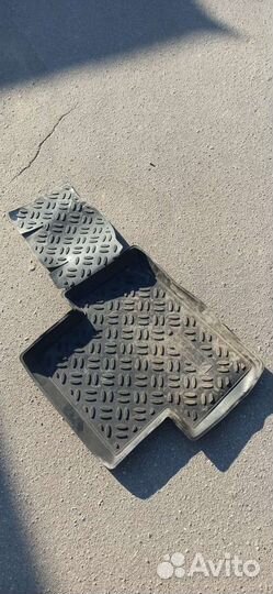 Автомобильные коврики резиновые