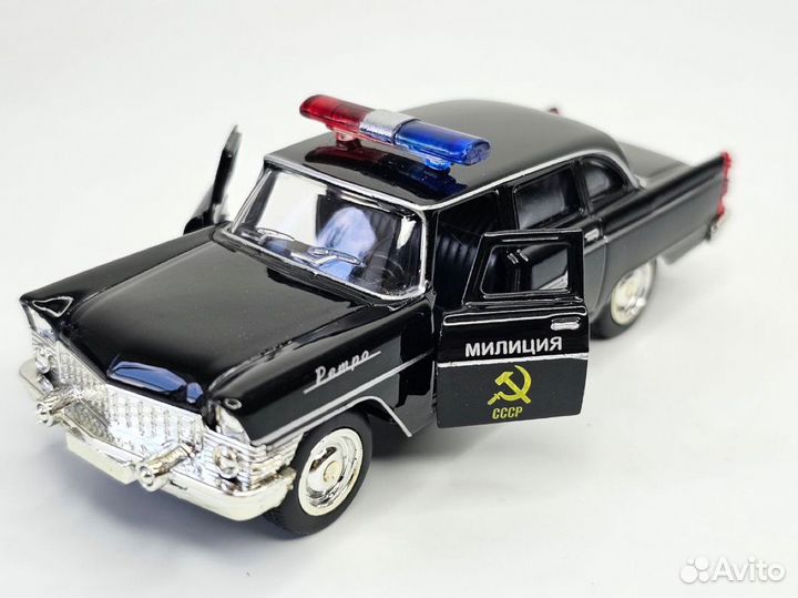 Модель машины Газ-13 Чайка милиция 1:43