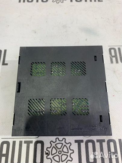 Блок предохранителей Bmw 745 E65 N62B44 2004