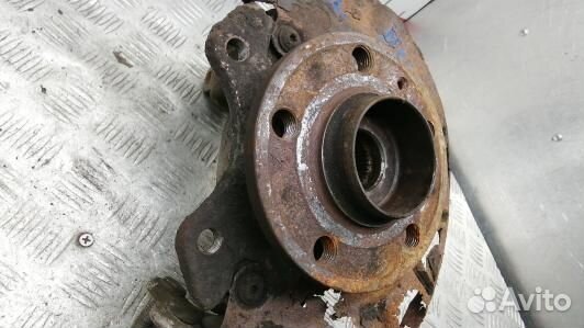 Ступица передняя левая skoda rapid (NKR02K901)