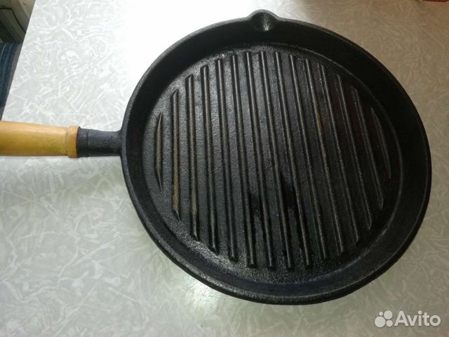 Сковорода гриль чугунная