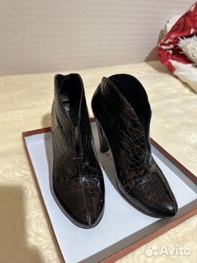 Ботильоны 38 натуральная кожа
