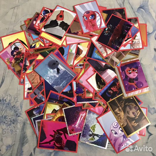 Наклейки Ледибаг: Герои в жизни