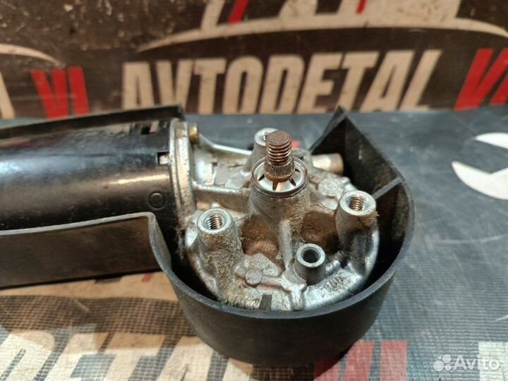 Моторчик стеклоочистителя передний Ford Focus 1