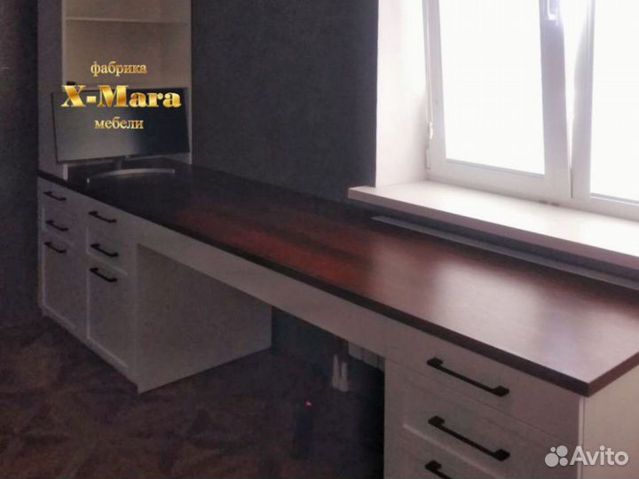 Компьютерный стол