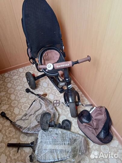 Детский трехколесный велосипед