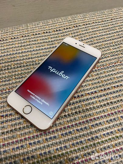 Телефон iPhone 6s