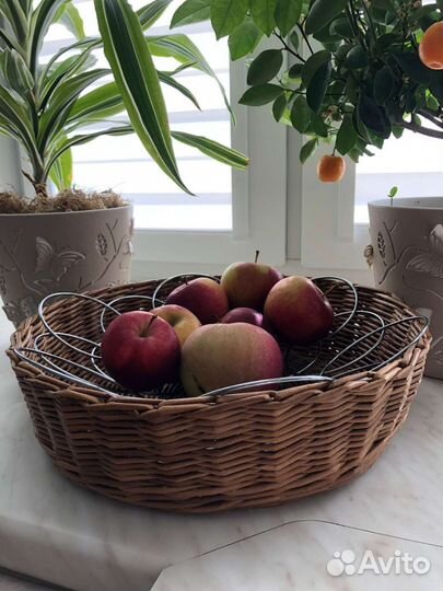 Плетеные корзинки из бумажной лозы